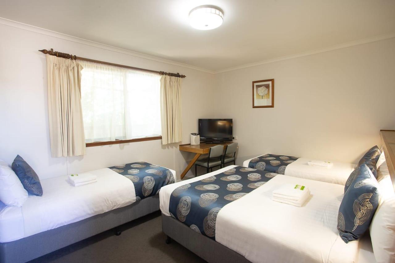 Majestic Motel Horsham Buitenkant foto